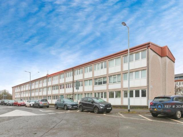Wellgreen Court, Glasgow, G43 1 bed flat to rent £849 pcm £196 pw