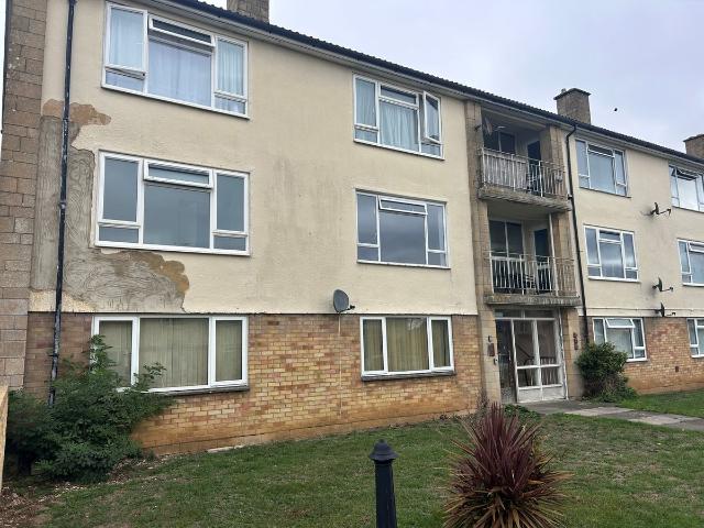 Weller Road, Corsham SN13, 2 bed flat to rent, £1,200 pcm | PrimeLocation