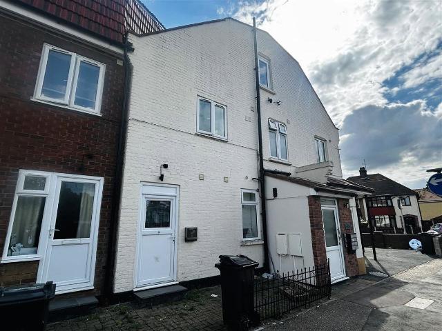 Wellesley Road, Clacton On Sea, Essex CO15, 1 bed maisonette to rent, £725 pcm | PrimeLocation