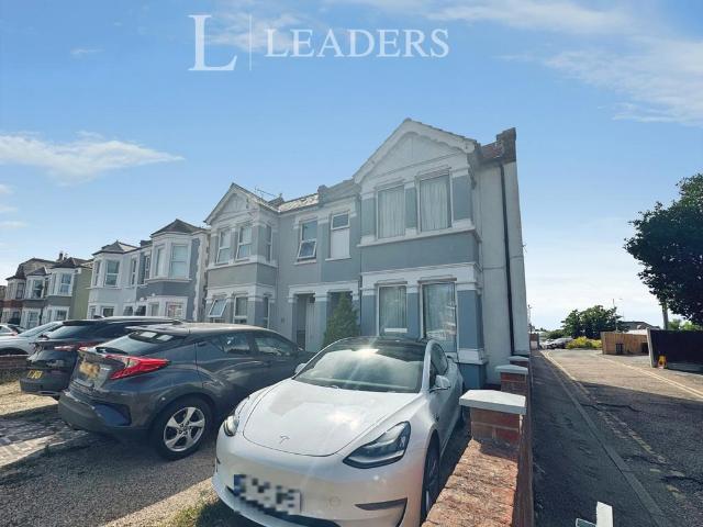 Wellesley Road, CO15 4 bed house to rent £1,900 pcm £438 pw