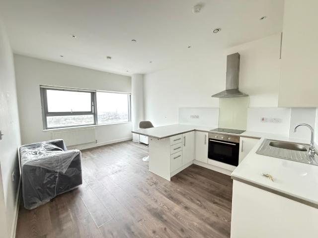 Wellesley Road, Croydon CR0, 1 bed flat to rent, £1,350 pcm | PrimeLocation