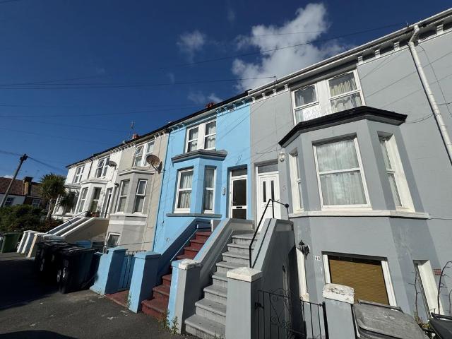 Wellesley Road, EASTBOURNE, BN21 Studio to rent £625 pcm £144 pw