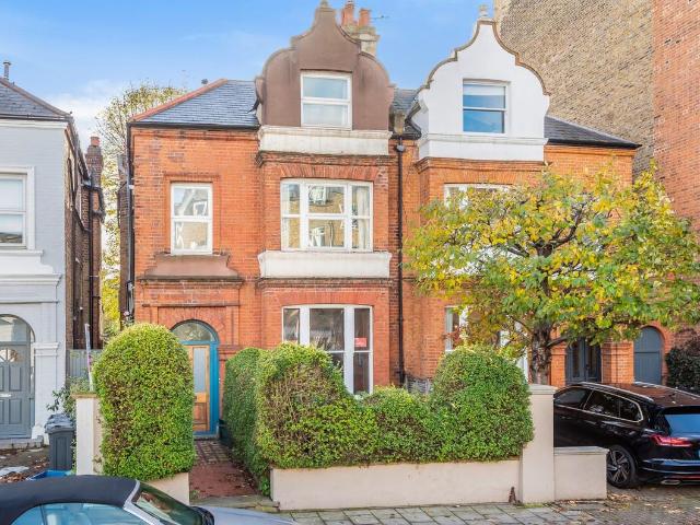 Wellesley Road, London W4, 3 bed flat to rent, £2,850 pcm | PrimeLocation