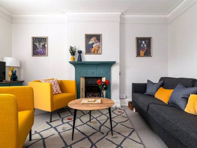 Wellesley Road, London, W4 4BN