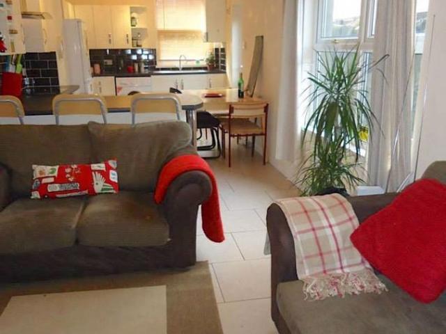Wellfield Place, Cardiff CF24, 4 bed terraced house to rent, £2,300 pcm | PrimeLocation