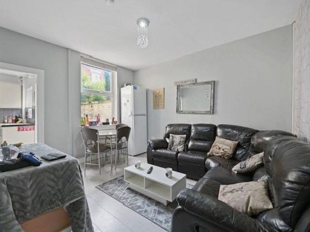 Wellfield Road, Preston