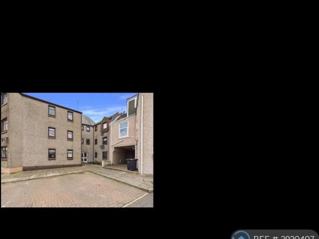 Wellhead Court, Lanark, ML11 1 bed flat to rent £595 pcm £137 pw