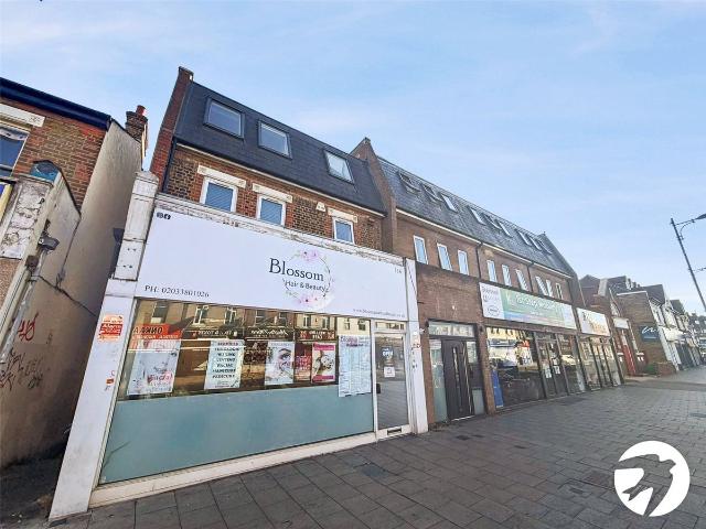 Welling High Street, Welling DA16, 1 bed flat to rent, £1,250 pcm | PrimeLocation