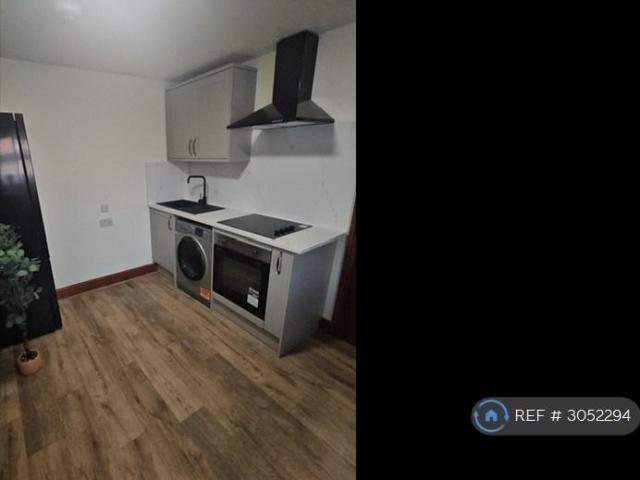 Wellingborough, Wellingborough, NN8 2 bed flat to rent £975 pcm £225 pw