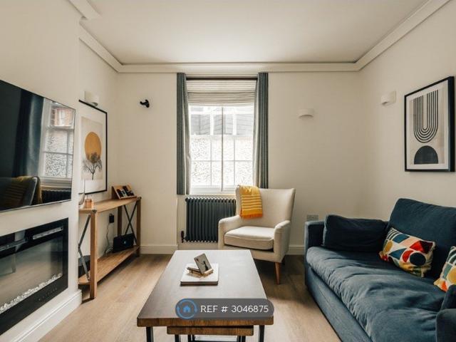 Wellington Buildings, London E3, 2 bed flat to rent, £3,200 pcm | PrimeLocation