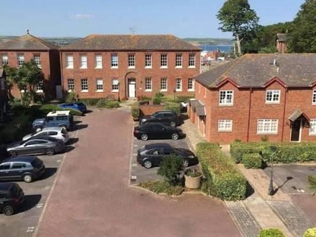 Wellington Court, Weymouth DT4, 2 bed flat to rent, £1,200 pcm | PrimeLocation