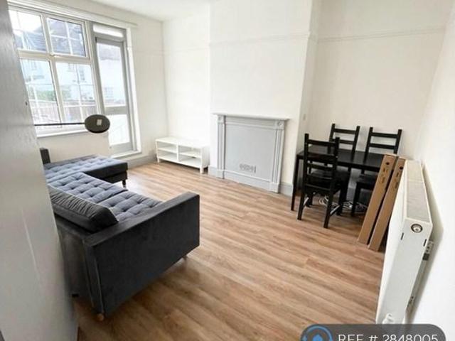 Wellington Hill West, Bristol, BS9 4 bed maisonette to rent £2,500 pcm £577 pw