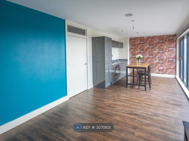 Wellington House, Cardiff CF11, 1 bed flat to rent, £897 pcm | PrimeLocation