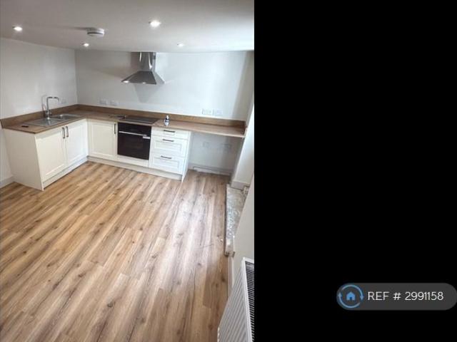 Wellington Parade, Gloucester, GL1 1 bed flat to rent £900 pcm £208 pw