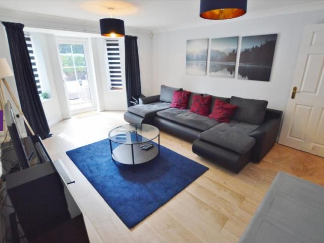 Wellington Rd, Bournemouth BH8, 2 bed flat to rent, £1,350 pcm | PrimeLocation