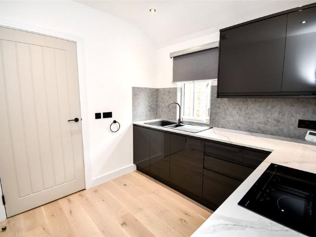 Wellington Road, CH43 2JE, Oxton