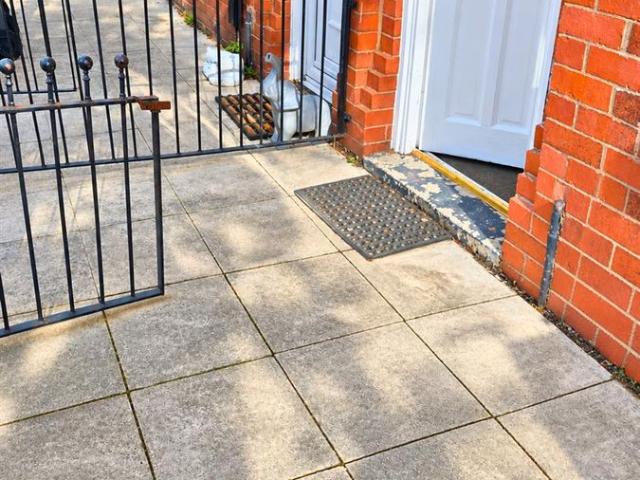 Wellington Road, Crumpsall, Manchester M8, 2 bed terraced house to rent, £1,100 pcm | PrimeLocation