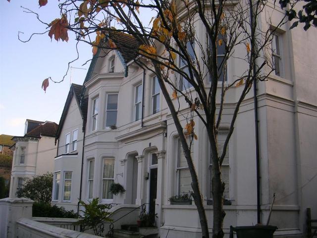 Wellington Road, Brighton BN2, 2 bed flat to rent, £1,500 pcm | PrimeLocation