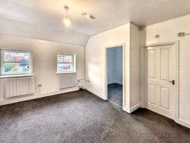 Wellington Road, Doncaster, DN12