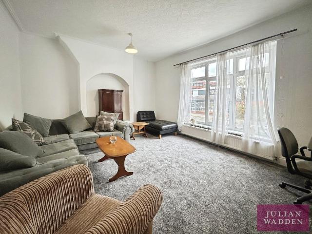 Wellington Road North, Heaton Chapel, Stockport SK4, Studio to rent, £950 pcm | PrimeLocation