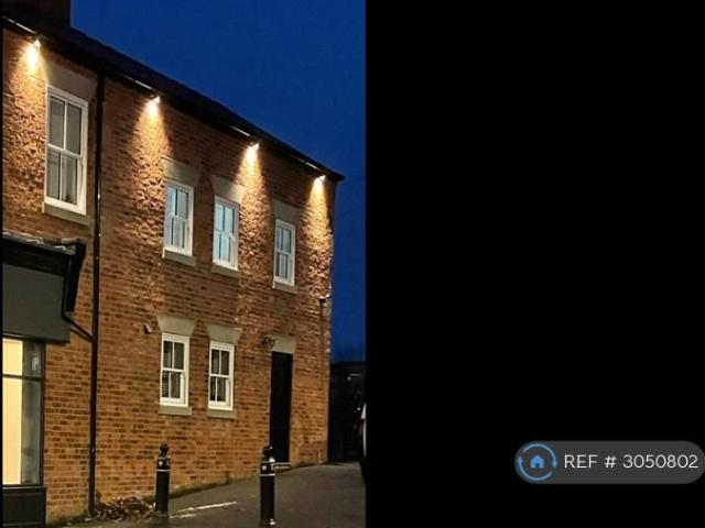 Wellington Road South, Stockport, SK1 1 bed flat to rent £875 pcm £202 pw