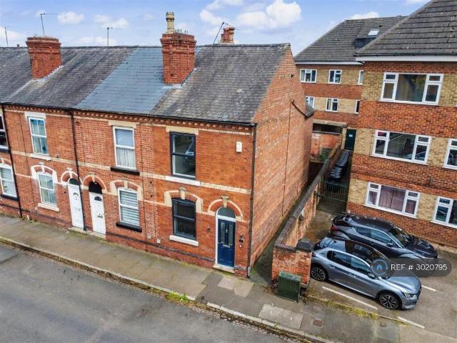 Wellington St, Nottingham, NG10 3 bed end of terrace house to rent £1,075 pcm £248 pw