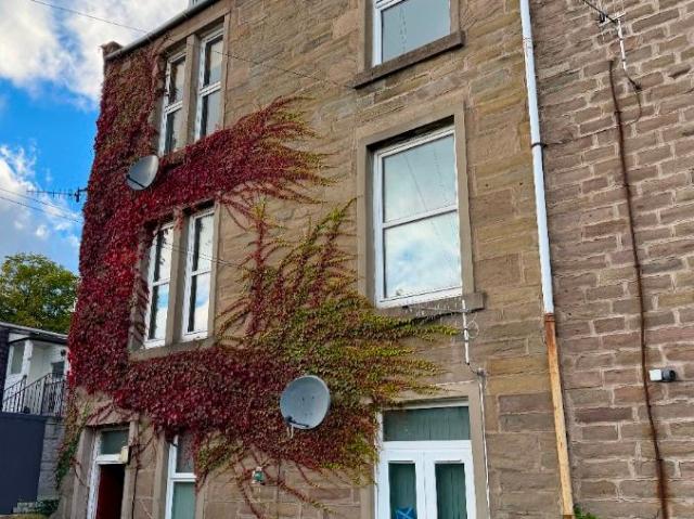 Wellington Street, City Centre, Dundee DD1, 3 bed flat to rent, £1,200 pcm | PrimeLocation