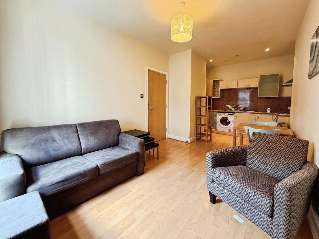 Wellington Street, Leeds, West Yorkshire LS1, 1 bed flat to rent, £875 pcm | PrimeLocation
