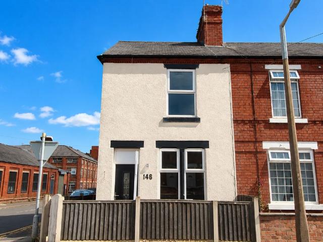 Wellington Street, Long Eaton, Nottingham NG10, 2 bed end terrace house to rent, £850 pcm | PrimeLocation