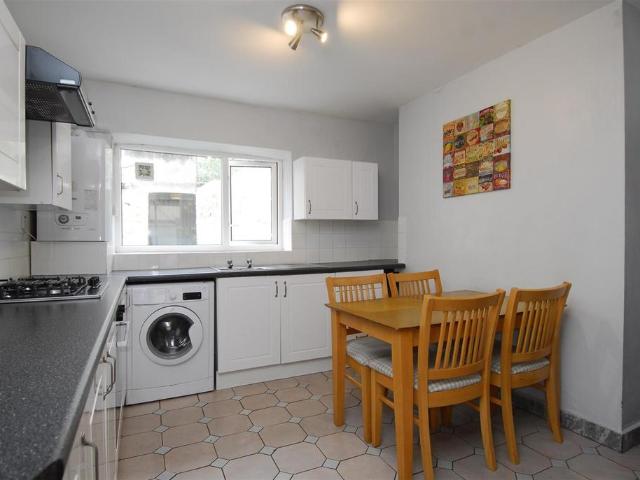 Wellington Street, Plymouth PL4 4 bed house to rent £2,461 pcm £568 pw