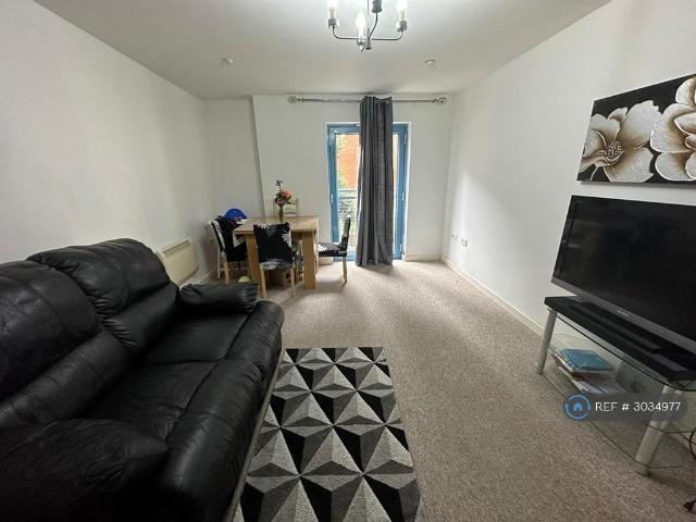 Wellington Street, Swindon, SN1 1 bed flat to rent £975 pcm £225 pw