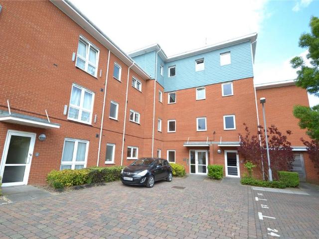 Wells Court, Medhurst Drive, Bromley. 2 bed apartment to rent £1,650 pcm £381 pw
