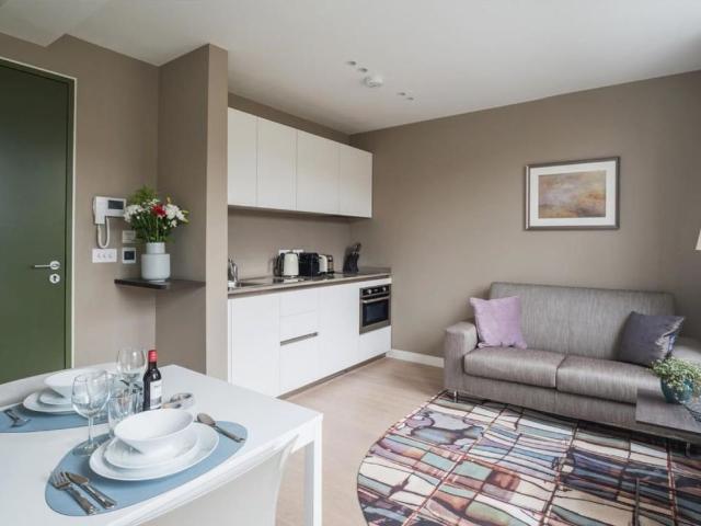 Wells Court, Oriel Place NW3, Studio to rent, £6,023 pcm | PrimeLocation