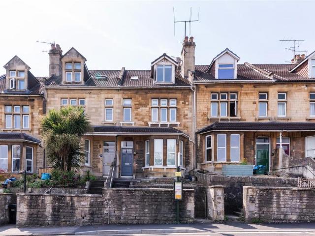Wells Road, Bath BA2 7 bed house to rent £4,712 pcm £1,087 pw