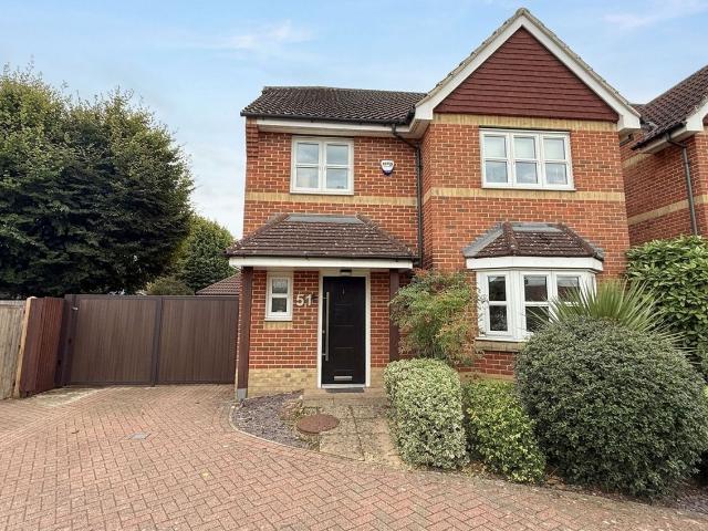 Wellsfield, Bushey WD23, 5 bed detached house to rent, £3,495 pcm | PrimeLocation