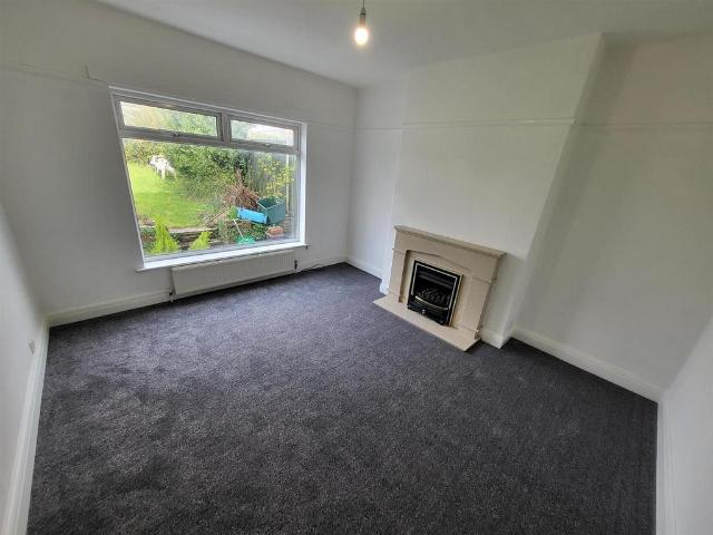 Welsford Road, Bristol BS16 4 bed semi detached house to rent £2,900 pcm £669 pw