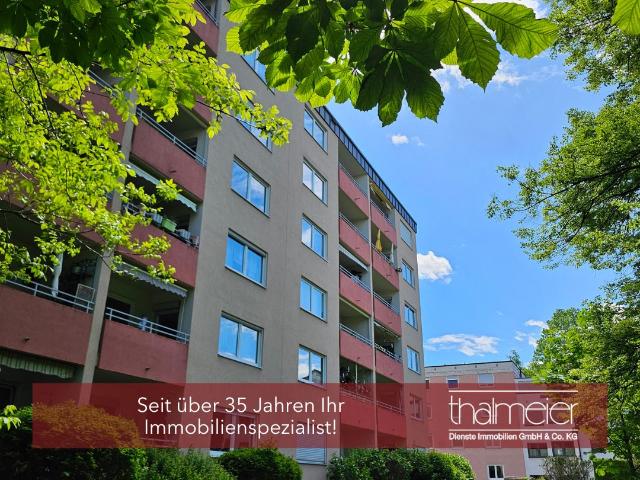 Werthaltige Kapitalanlage in Rosenheim! Gut geschnittene 4 Zi. Wohnung mit solider Bestandsmiete!