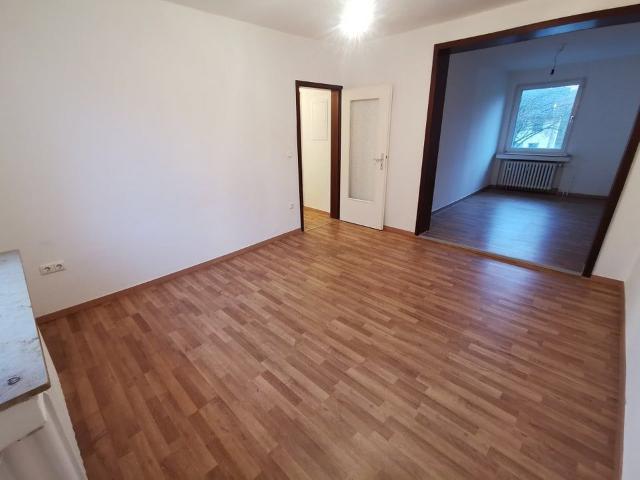 Wer will mich!? Günstig geschnittene 3 Zimmer Wohnung