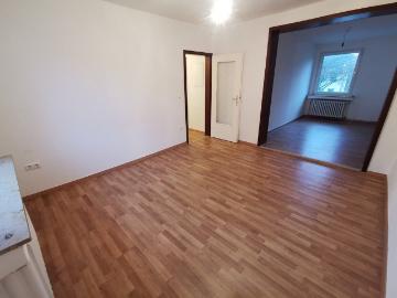 Wer will mich!? Günstig geschnittene 3 Zimmer Wohnung