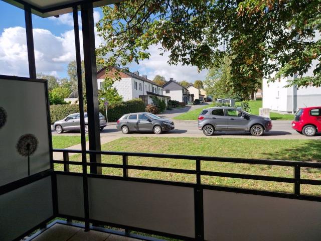Wer will mich!? Praktische 2 Zimmer Wohnung mit Balkon