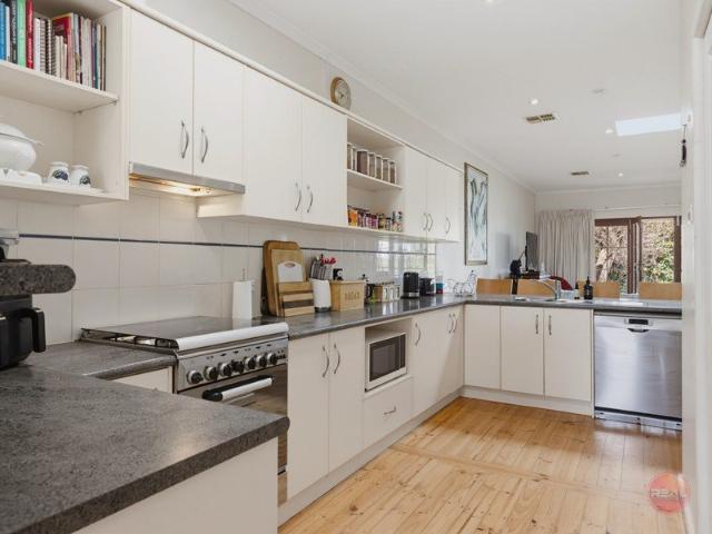 2 x FURNISHED ROOMS IN MORPHETTVILLE $300 PER WEEK INCLUDING BILLS