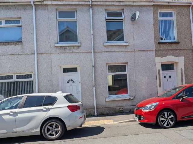 Wern Road, Llanelli 3 bed terraced house to rent £795 pcm £183 pw