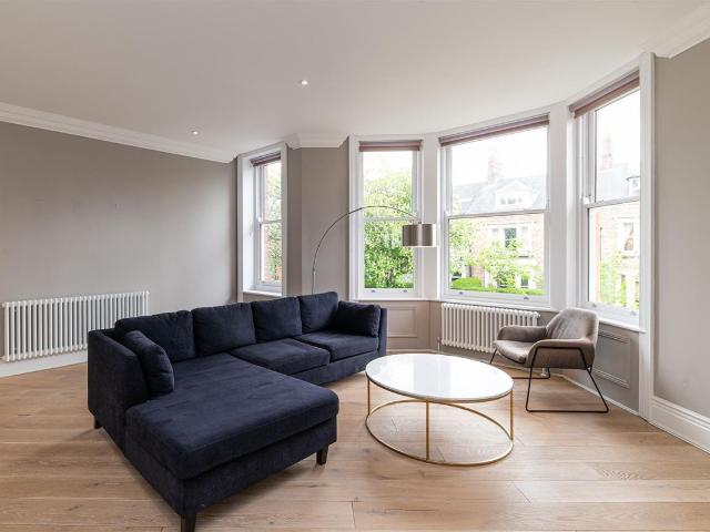 West Avenue, Gosforth, Newcastle Upon Tyne NE3, 2 bed flat to rent, £1,900 pcm | PrimeLocation