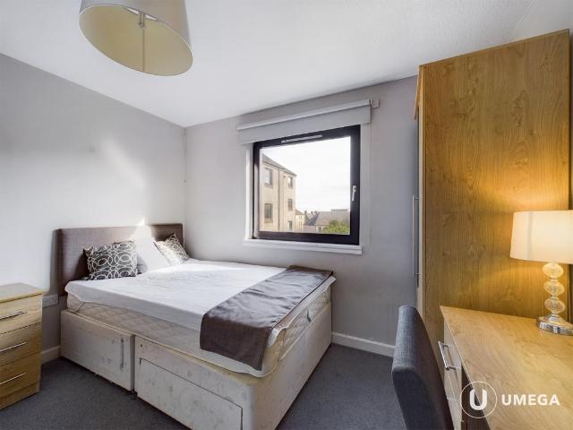 West Adam Street, South Side. 1 bed apartment to rent £780 pcm £180 pw