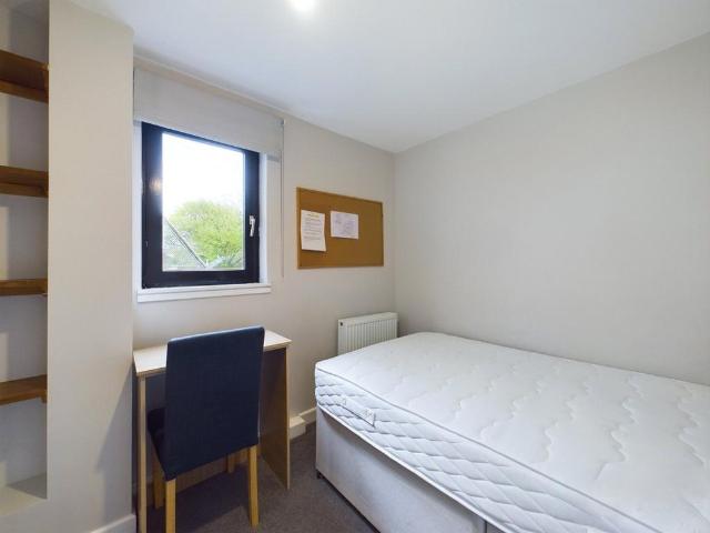 West Adam Street, South Side. 1 bed apartment to rent £780 pcm £180 pw
