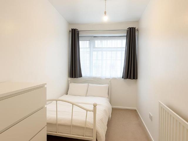 West Arbour Street, London E1, 4 bed shared accommodation to rent, £750 pcm | PrimeLocation