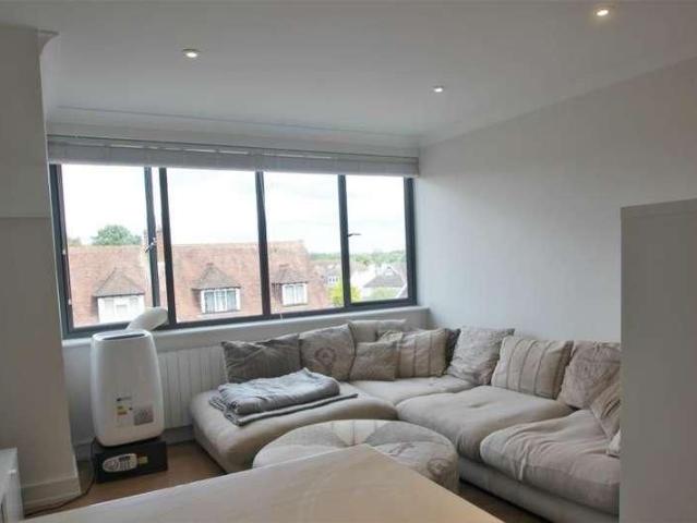 West Byfleet, KT14