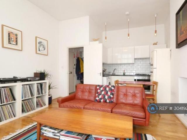 West Bank, London, N16 1 bed flat to rent £1,675 pcm £387 pw