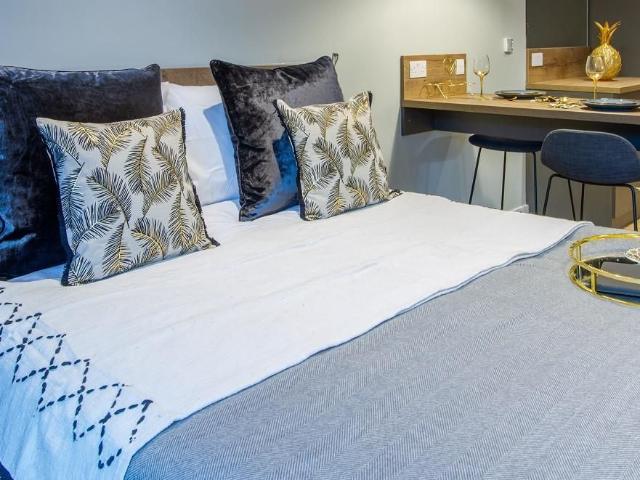 West Bar, Sheffield S3, Studio to rent, £1,040 pcm | PrimeLocation