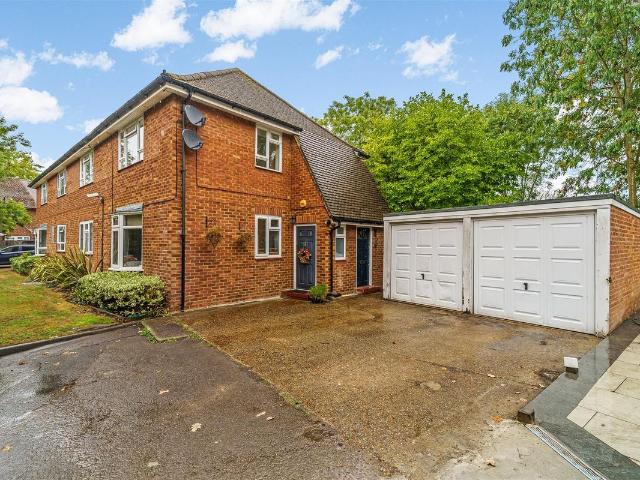 West Barnes Lane, New Malden KT3, 2 bed maisonette to rent, £1,750 pcm | PrimeLocation